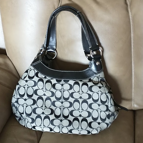 Coach Signature Lynn SOHO HOBO Bag - Picture 2 of 12